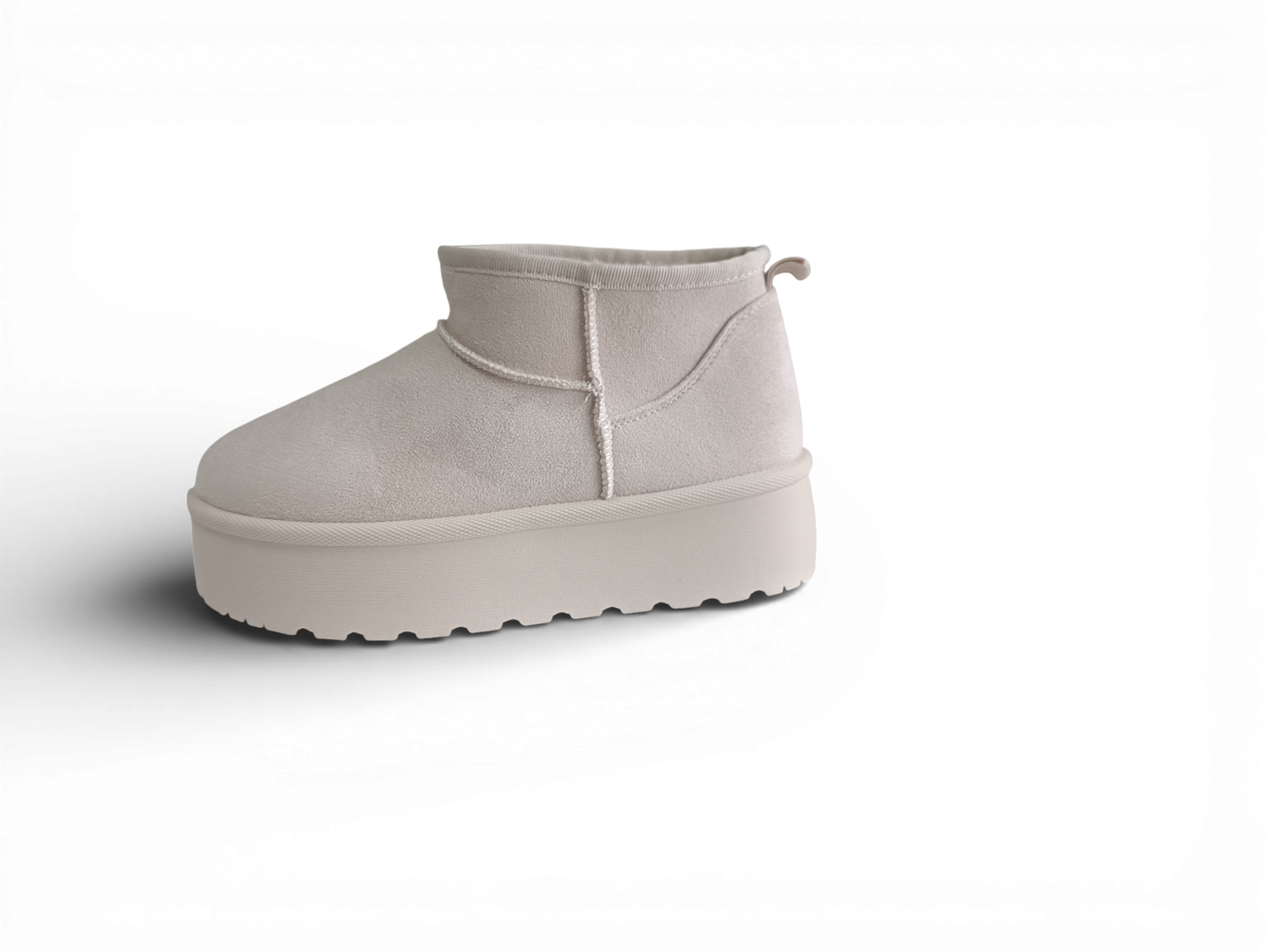 Botín crema con forro interior