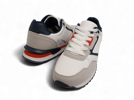 Zapatillas deportivas en blanco y beis