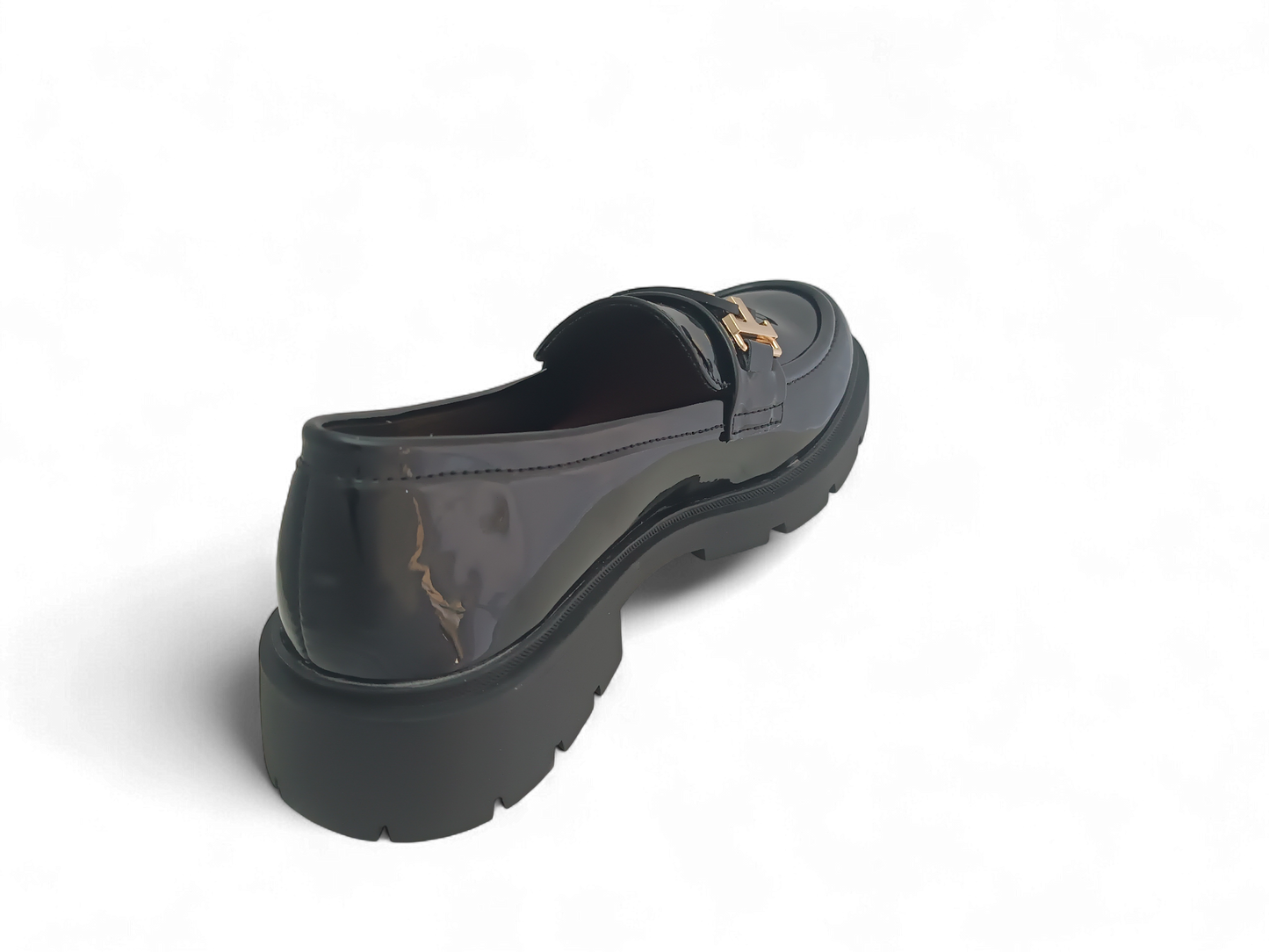 Mocasines Negros Charol con Herraje Dorado