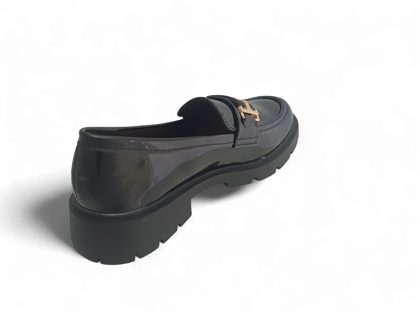 Mocasines Negros Charol con Herraje Dorado