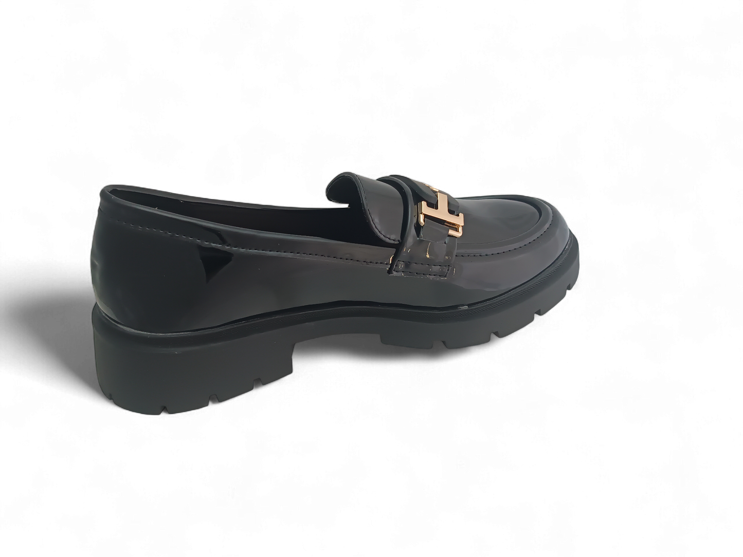 Mocasines Negros Charol con Herraje Dorado