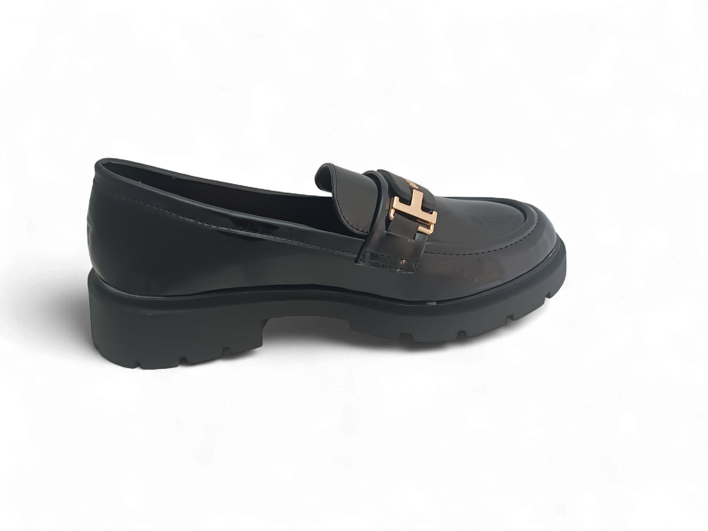 Mocasines Negros Charol con Herraje Dorado