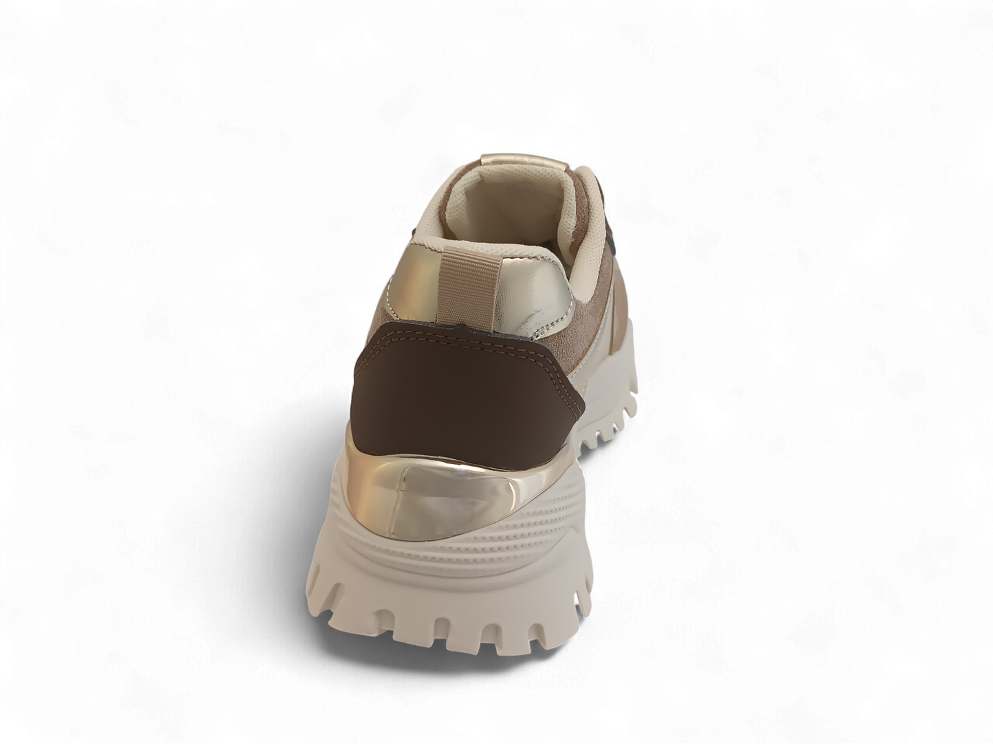 Zapatilla beige con detalles dorados