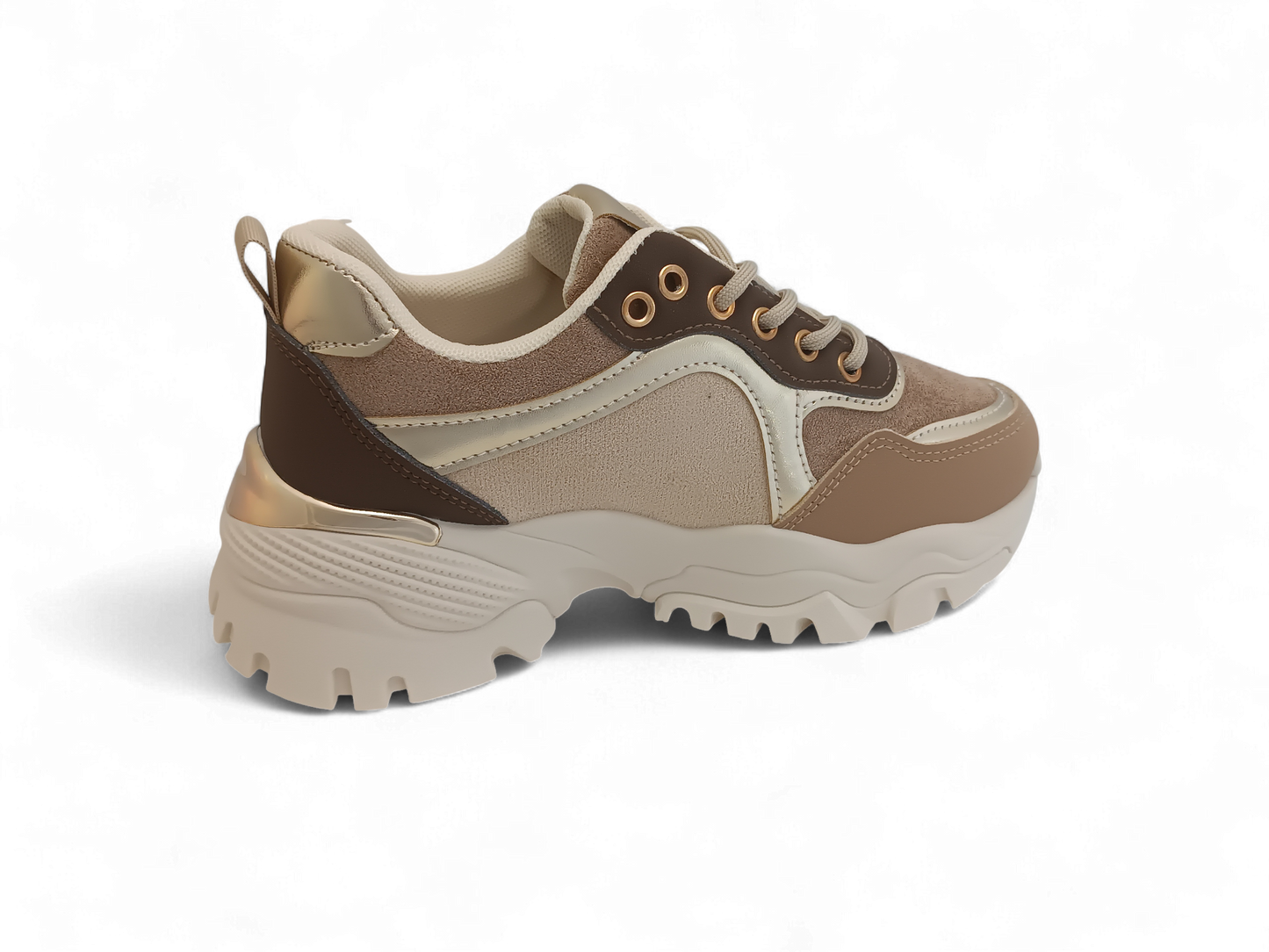 Zapatilla beige con detalles dorados