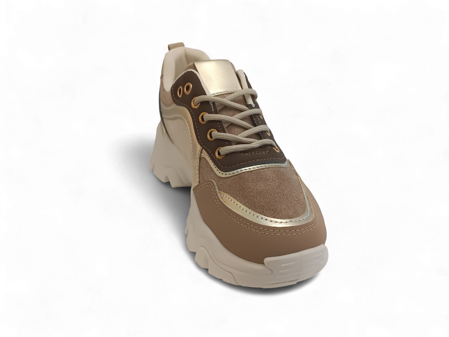 Zapatilla beige con detalles dorados