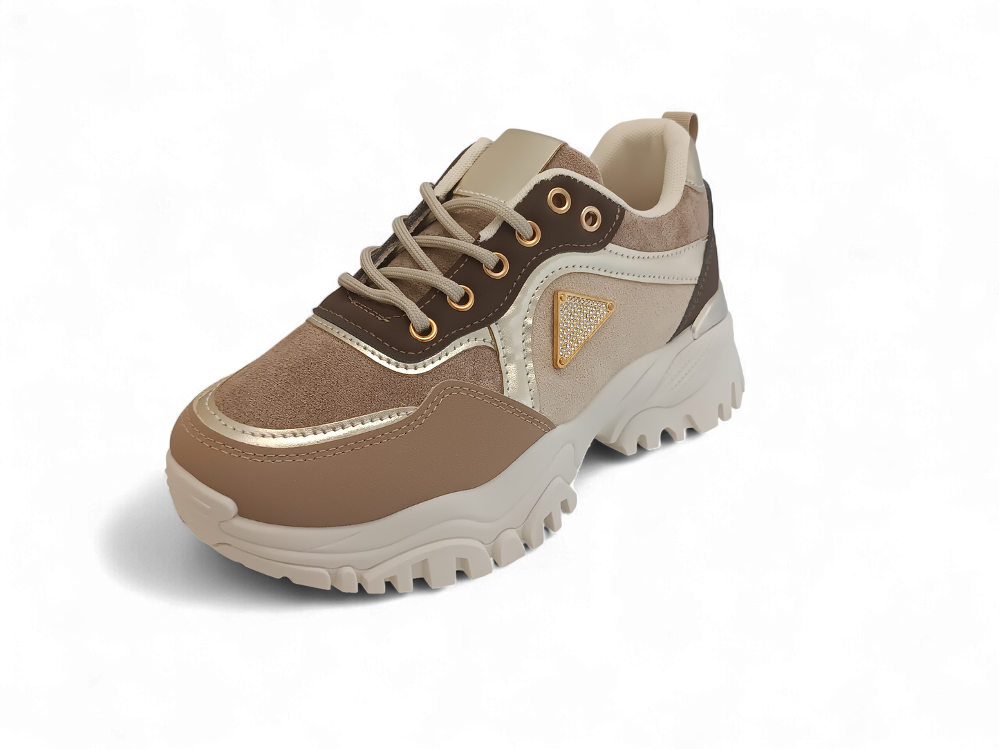 Zapatilla beige con detalles dorados