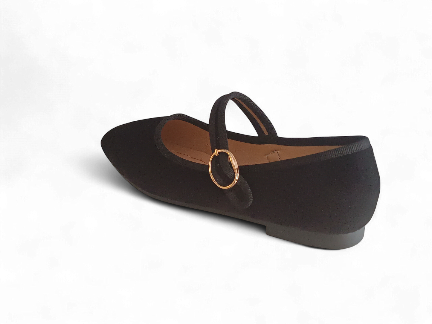 Bailarina negra con correa