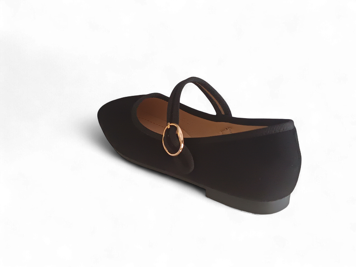 Bailarina negra con correa