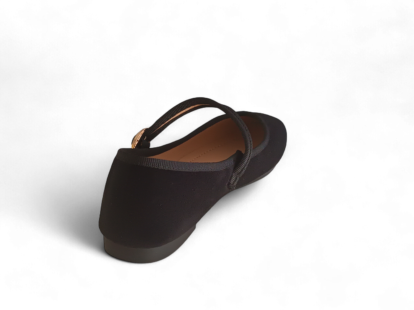 Bailarina negra con correa