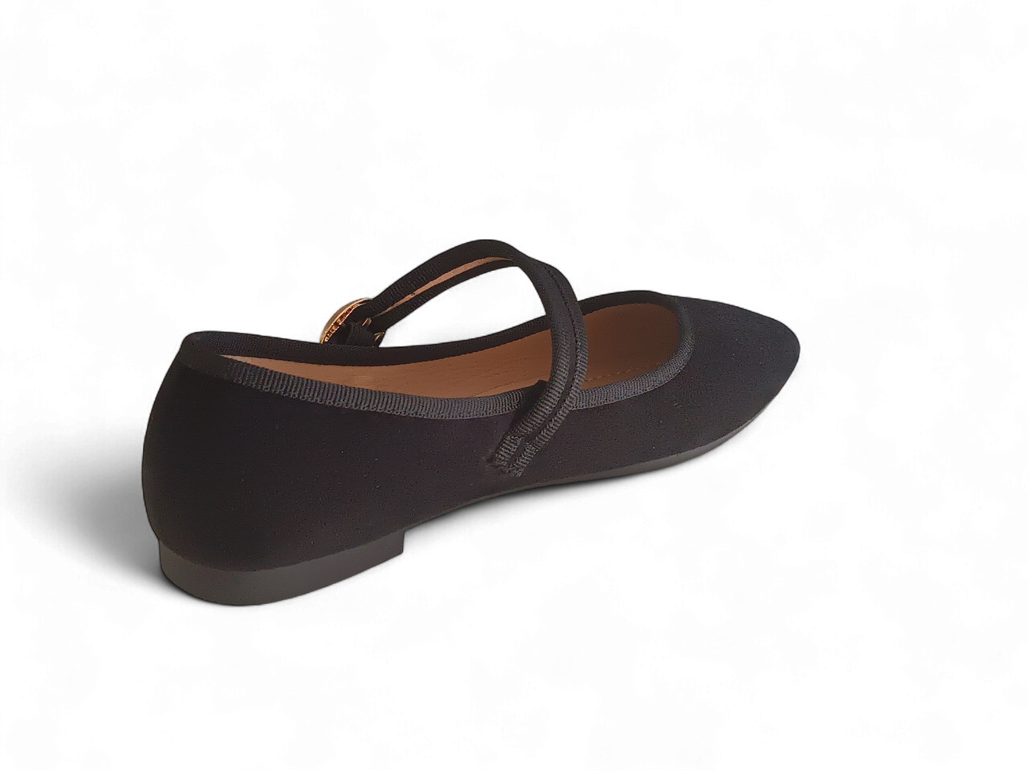 Bailarina negra con correa