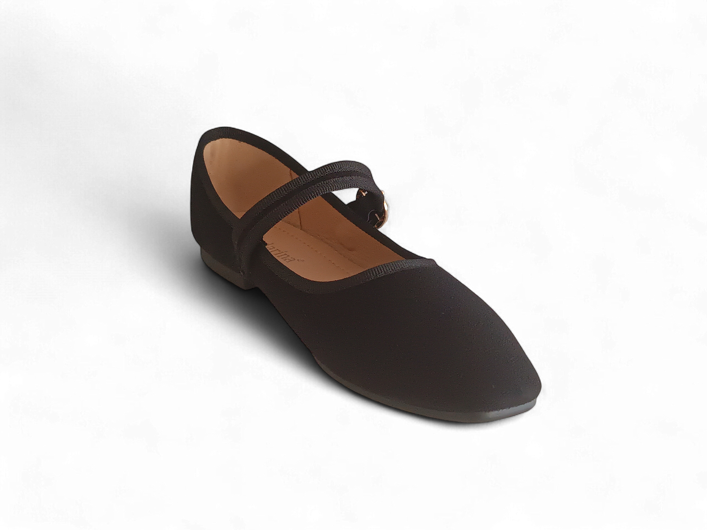 Bailarina negra con correa