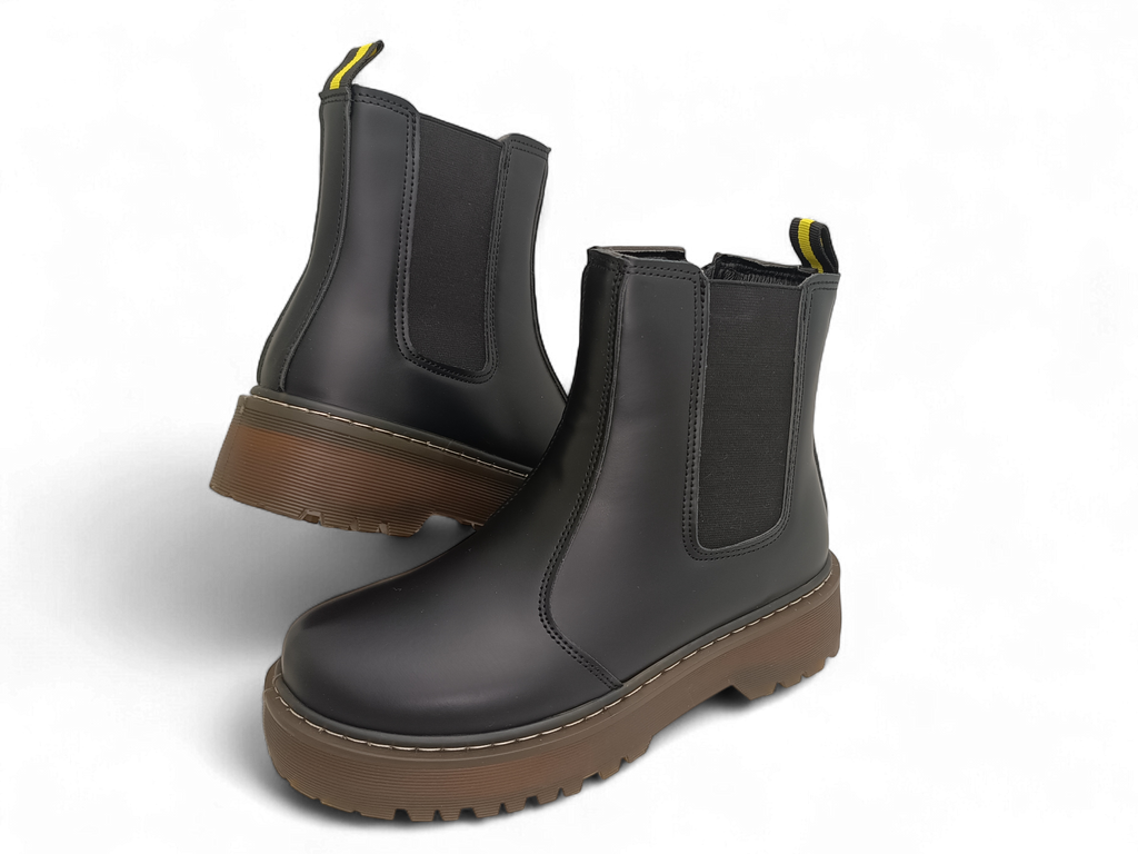 Botín negro de suela gruesa