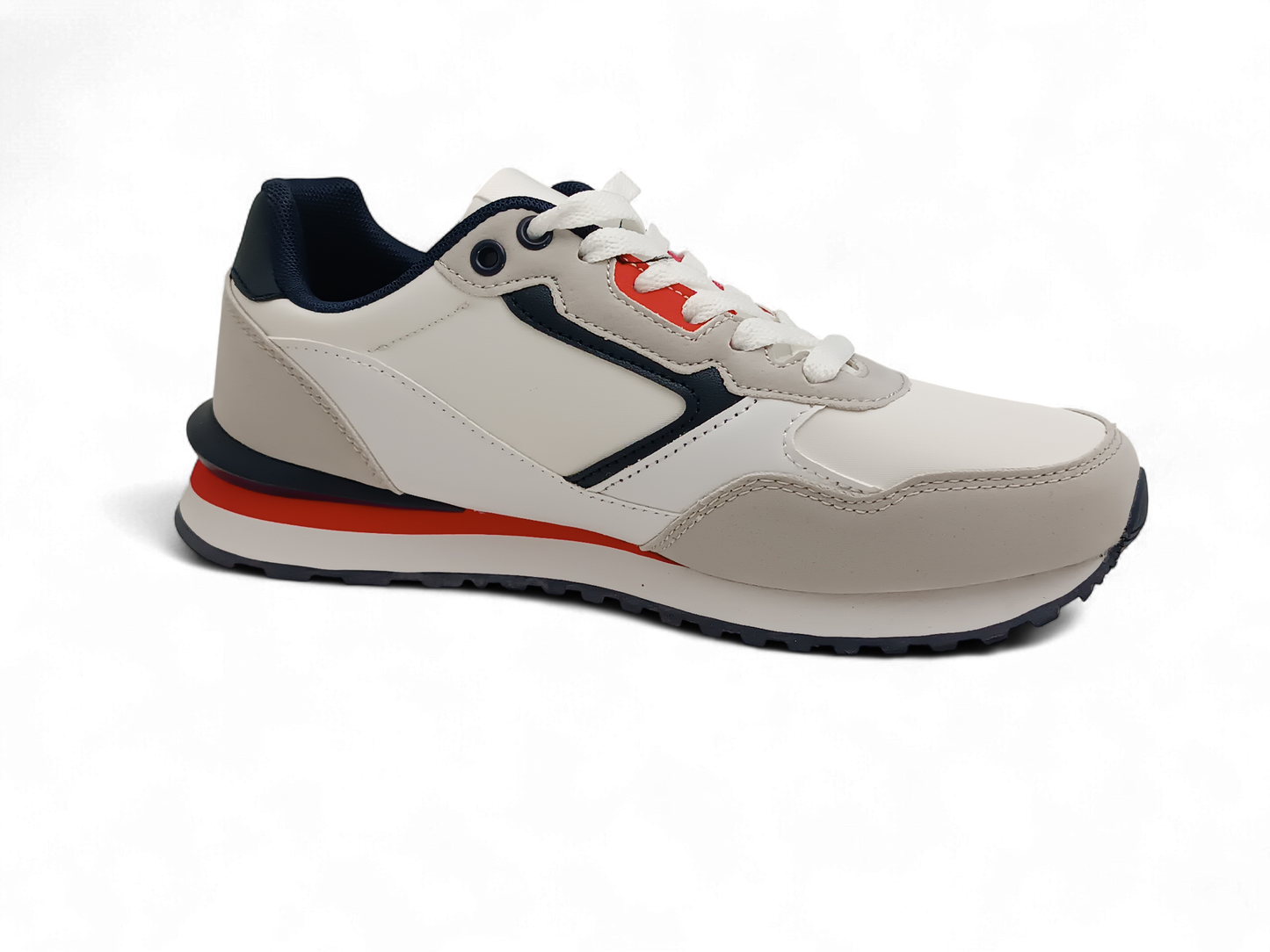 Zapatillas deportivas en blanco y beis