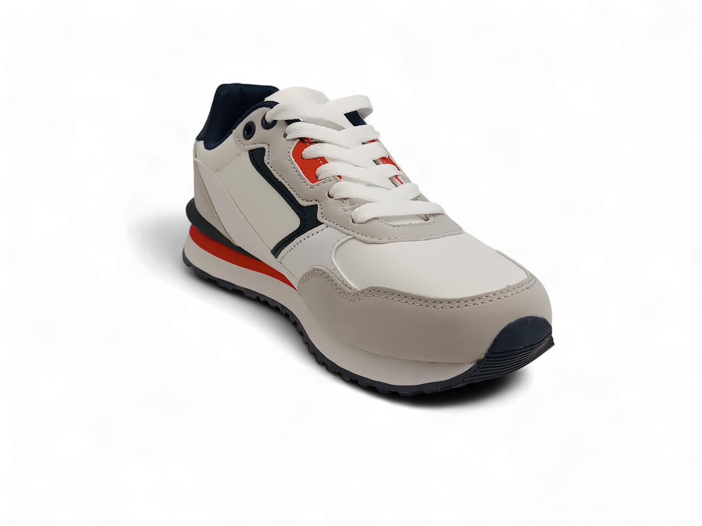 Zapatillas deportivas en blanco y beis