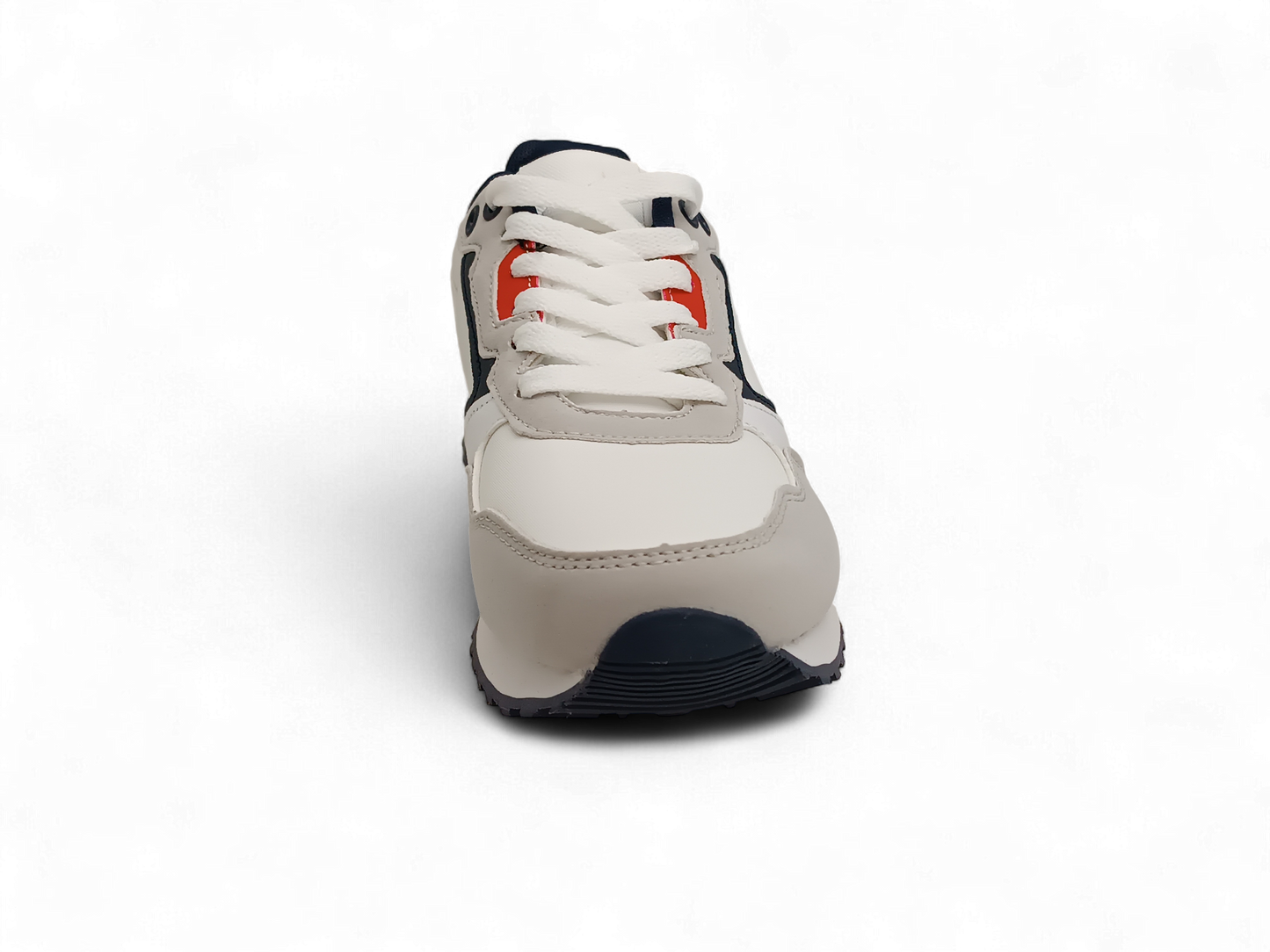 Zapatillas deportivas en blanco y beis