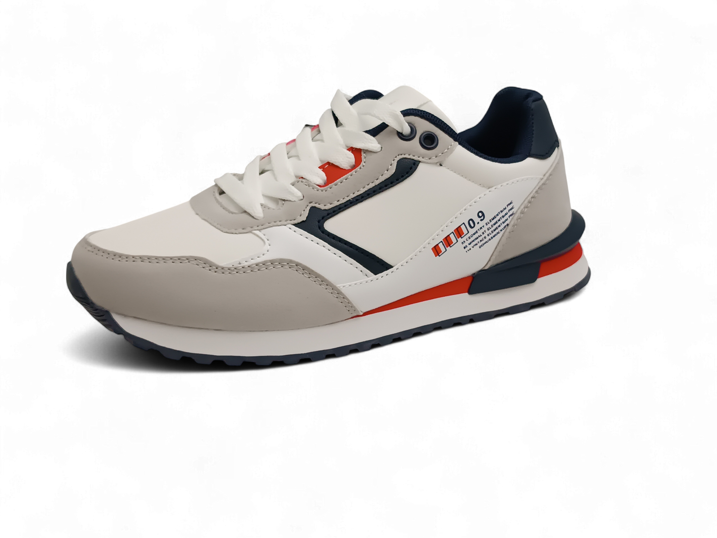 Zapatillas deportivas en blanco y beis