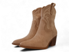 Botín cowboy beige